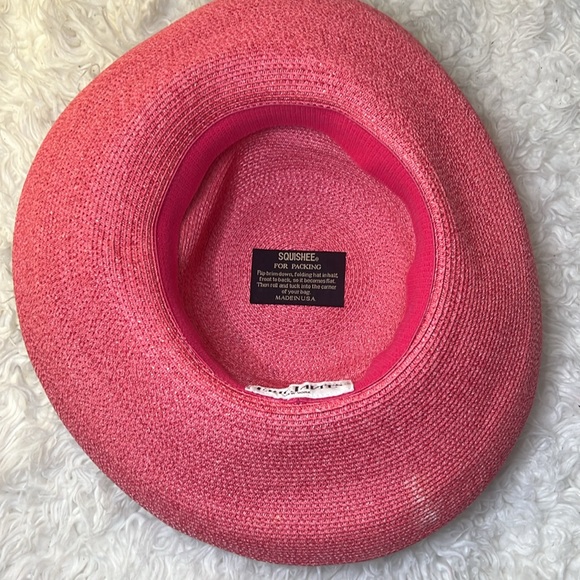 Eric Javits Strawberry Squishy hat - Picture 8 of 10